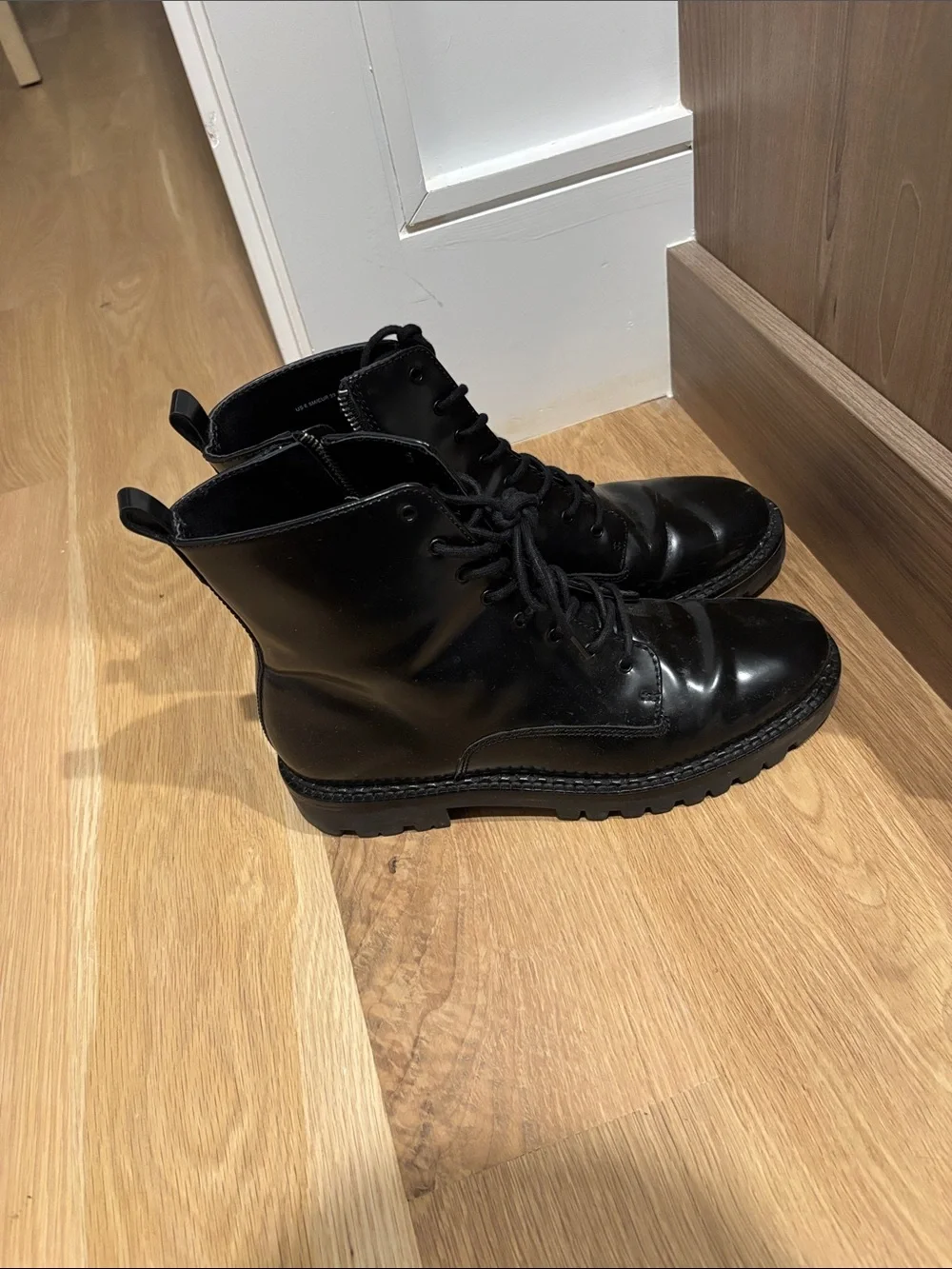 Vince black waterproof zip boots. Size 8.5 - Picture 1 of 4
